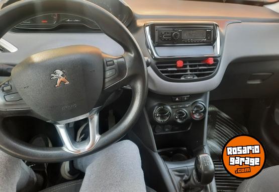 Autos - Peugeot 208 active 1.5 2017 Nafta 79000Km - En Venta