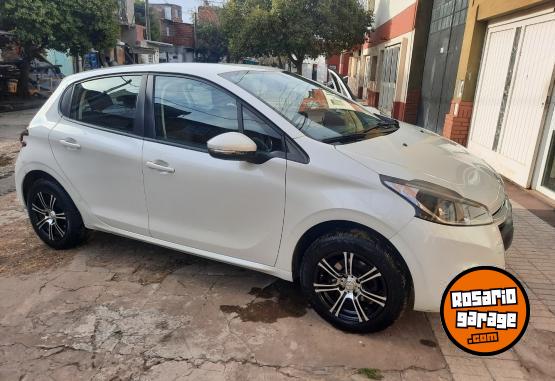 Autos - Peugeot 208 active 1.5 2017 Nafta 79000Km - En Venta