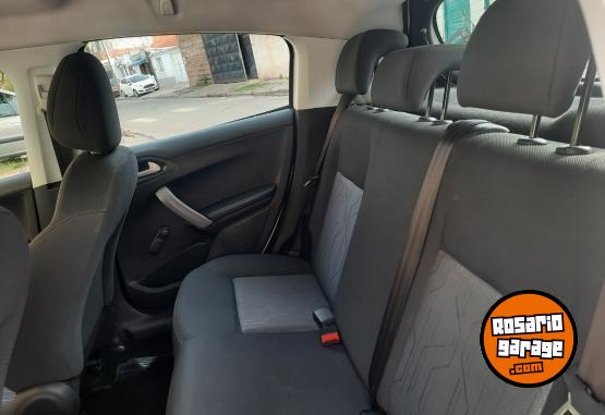 Autos - Peugeot 208 active 1.5 2017 Nafta 79000Km - En Venta