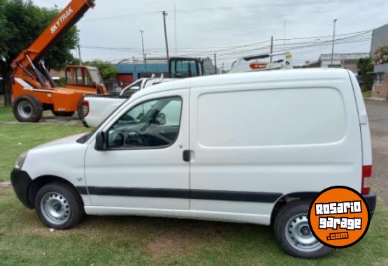 Utilitarios - Peugeot Parnert 2012 Diesel 190000Km - En Venta