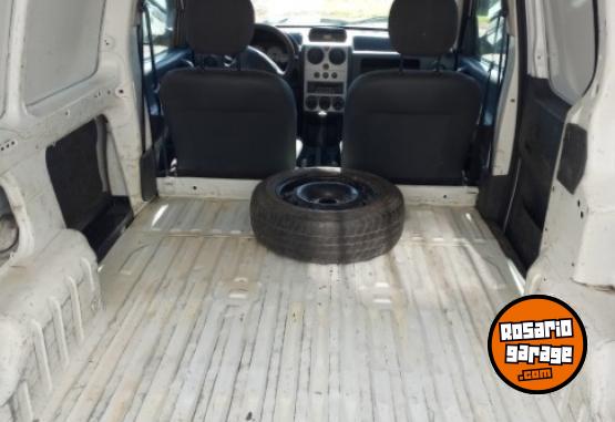 Utilitarios - Peugeot Parnert 2012 Diesel 190000Km - En Venta