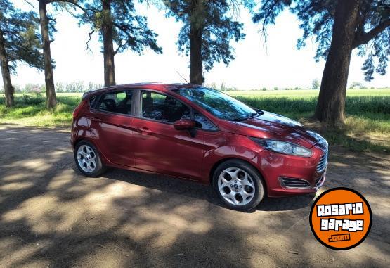 Autos - Ford Fiesta Kinetic s 2016 GNC 157000Km - En Venta