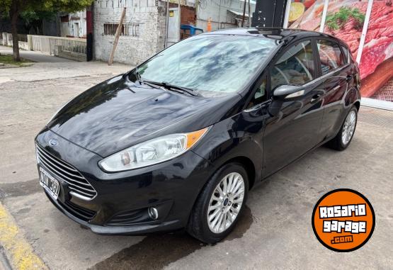 Autos - Ford Fiesta Titaniun 2014 Nafta 92000Km - En Venta