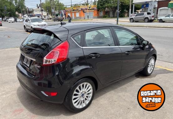Autos - Ford Fiesta Titaniun 2014 Nafta 92000Km - En Venta