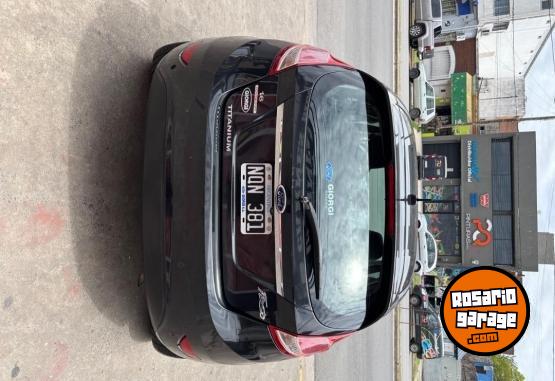 Autos - Ford Fiesta Titaniun 2014 Nafta 92000Km - En Venta