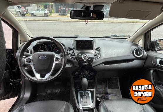 Autos - Ford Fiesta Titaniun 2014 Nafta 92000Km - En Venta