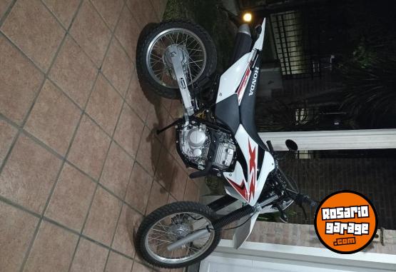 Motos - Honda Tornado XR 250 2024 Nafta 0Km - En Venta