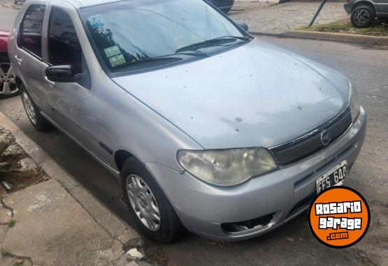 Autos - Fiat Palio 2005 Nafta 180000Km - En Venta