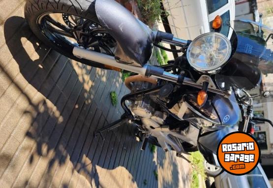 Motos - Yamaha Ybr 250 2015 Nafta 50000Km - En Venta