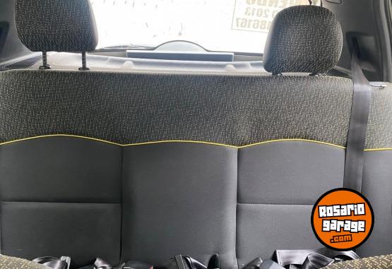 Autos - Renault Clio Mio 2013 Nafta 141000Km - En Venta