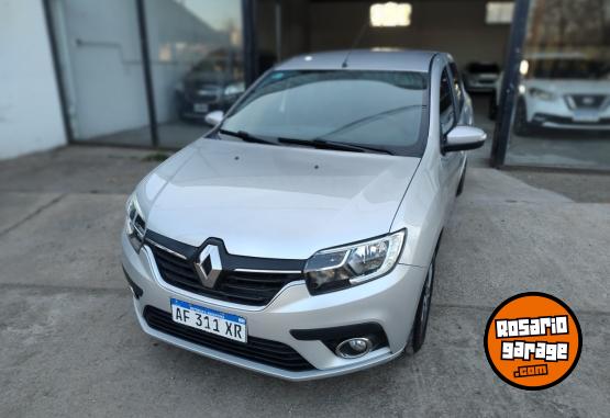 Autos - Renault Logan Intense 2022 GNC 104000Km - En Venta