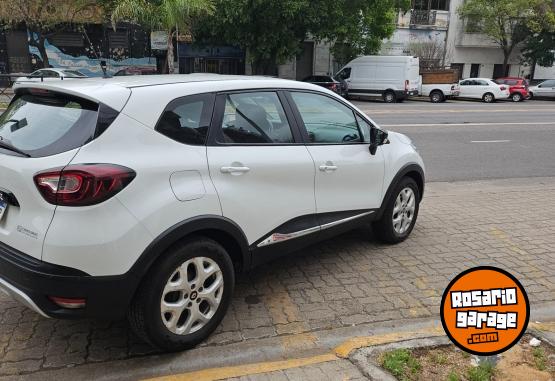 Autos - Renault Captur 2017 GNC 100000Km - En Venta