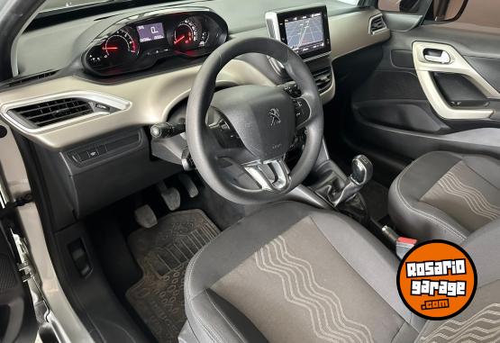 Autos - Peugeot 2008 ALLURE 2018 Nafta 132566Km - En Venta