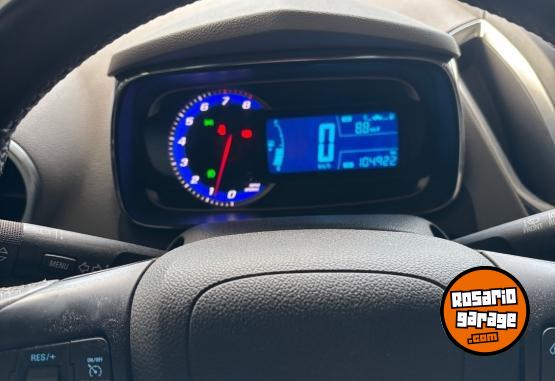 Autos - Chevrolet Tracker 2017 Nafta 100000Km - En Venta