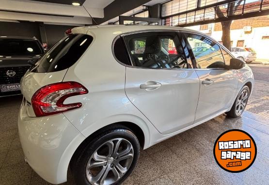 Autos - Peugeot 208 2016 Nafta 73000Km - En Venta