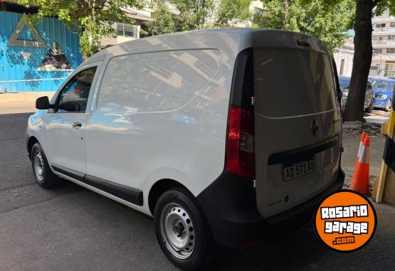 Utilitarios - Renault Kangoo Expresa Furgon 2019 Nafta 87000Km - En Venta