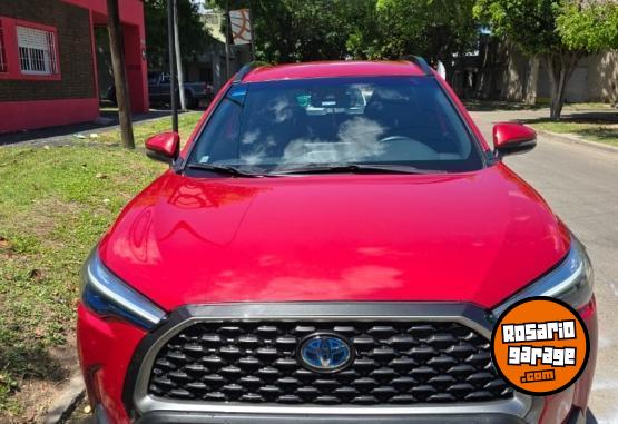 Autos - Toyota COROLLA CROSS HYBRIDA SEG 2022 Electrico / Hibrido 64000Km - En Venta