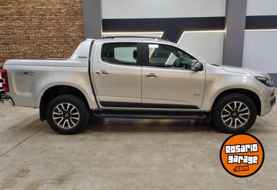 Camionetas - Chevrolet S10 HIGH COUNTRY 4X4 MT 2018 Diesel 134000Km - En Venta