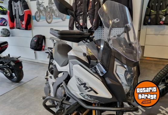 Motos - CF 700 MT 2024 Nafta 8826Km - En Venta