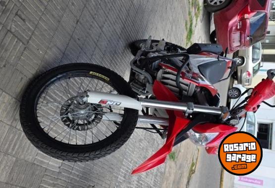 Motos - Guerrero Gxr 300 2018 Nafta 11000Km - En Venta