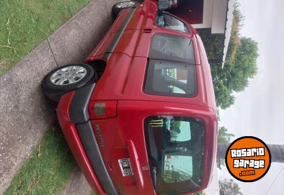 Utilitarios - Peugeot Partner Patagonica 2010 Diesel 200000Km - En Venta