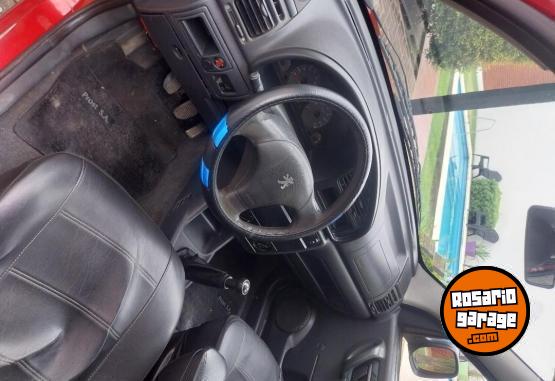 Utilitarios - Peugeot Partner Patagonica 2010 Diesel 200000Km - En Venta