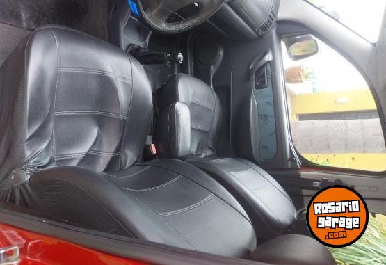 Utilitarios - Peugeot Partner Patagonica 2010 Diesel 200000Km - En Venta