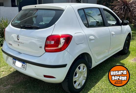 Autos - Renault Sandero 2017 Nafta 83000Km - En Venta