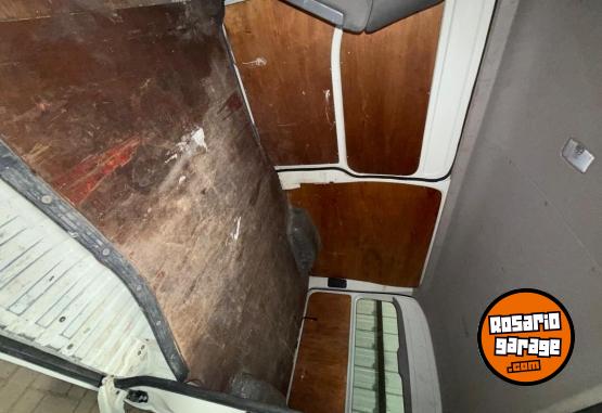 Utilitarios - Toyota Hiace L2H2 Furgn 2.8TDI 2022 Diesel 48285Km - En Venta