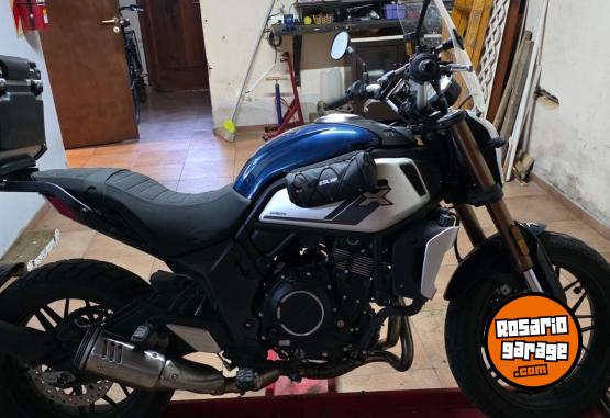 Motos - CF CF 700 CLX Heritage 2024 Nafta 5500Km - En Venta