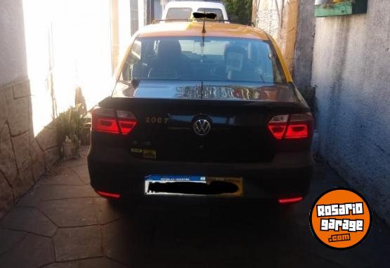 Autos - Volkswagen Voyage 2017 GNC 200000Km - En Venta