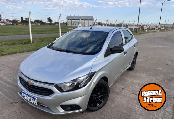 Autos - Chevrolet Onix 2020 Nafta 90000Km - En Venta