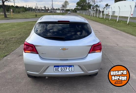 Autos - Chevrolet Onix 2020 Nafta 90000Km - En Venta