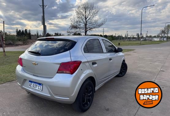 Autos - Chevrolet Onix 2020 Nafta 90000Km - En Venta