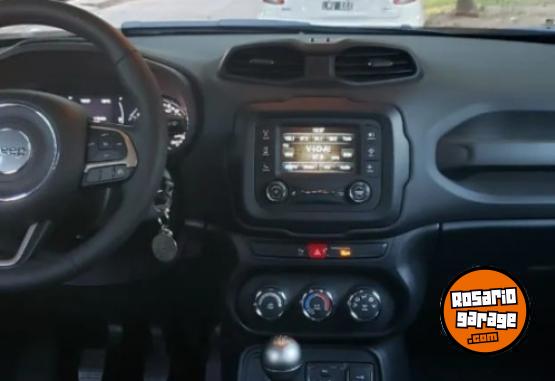 Camionetas - Chrysler Jeep renegade 2018 Nafta 70000Km - En Venta