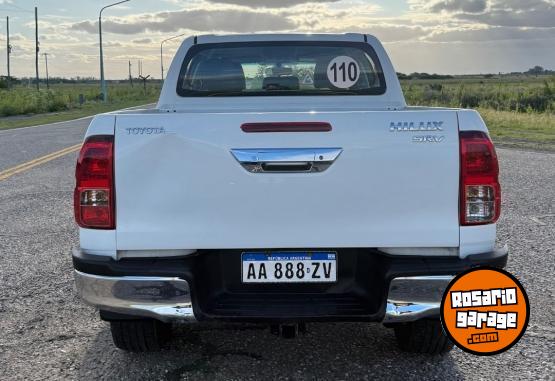 Camionetas - Toyota Hilux 2017 Diesel 200000Km - En Venta