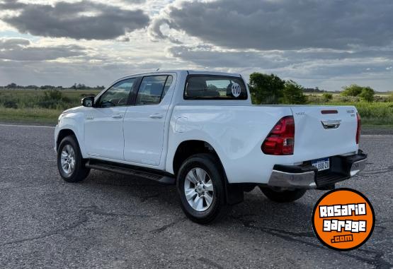 Camionetas - Toyota Hilux 2017 Diesel 200000Km - En Venta