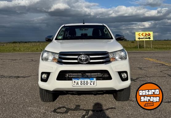 Camionetas - Toyota Hilux 2017 Diesel 200000Km - En Venta