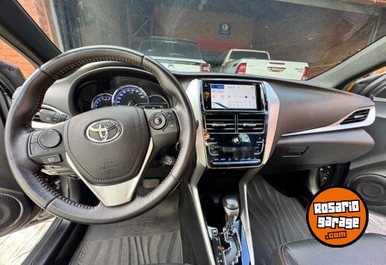 Autos - Toyota Yaris 2021 Nafta 53000Km - En Venta