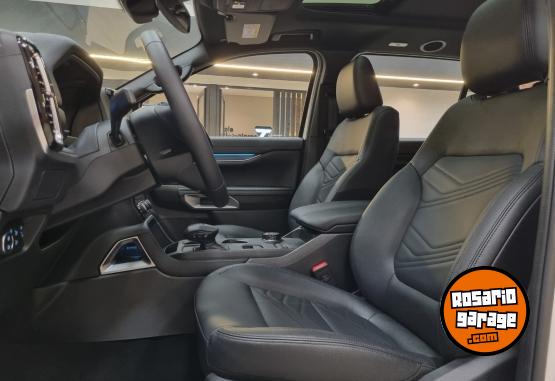 Camionetas - Ford EVEREST 2.3 NAFTA 7ASIENT 2025 Nafta 0Km - En Venta