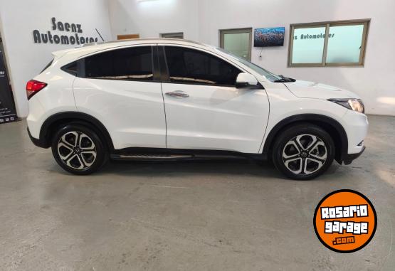 Autos - Honda HRV EXL AT 2017 Nafta 68000Km - En Venta