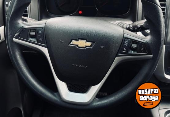 Autos - Chevrolet CAPTIVA LS 2017 Nafta 121000Km - En Venta