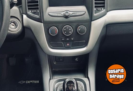 Autos - Chevrolet CAPTIVA LS 2017 Nafta 121000Km - En Venta