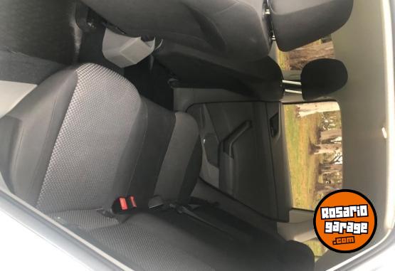 Autos - Volkswagen Polo Trendlines 2019 Nafta 88000Km - En Venta