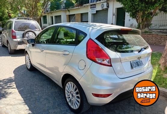 Autos - Ford Fiesta kinetic se 2015 Nafta 165000Km - En Venta