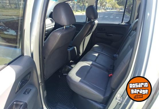 Camionetas - Volkswagen AMAROK TRENDLINE 4X4 2021 Diesel 160000Km - En Venta