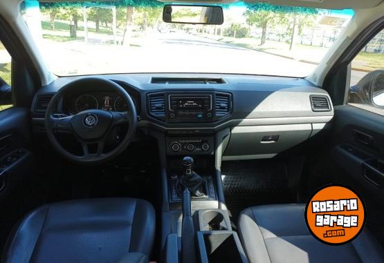 Camionetas - Volkswagen AMAROK TRENDLINE 4X4 2021 Diesel 160000Km - En Venta