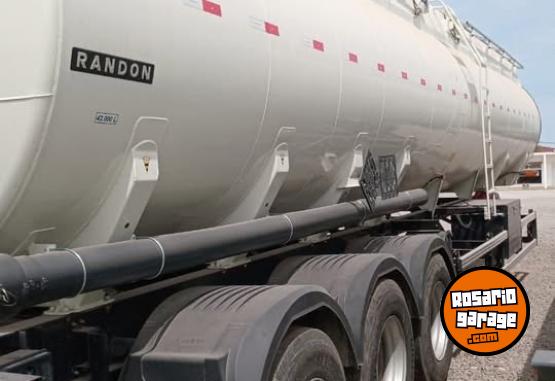Camiones y Grúas - 2025 RANDON tanque Monocisterna - En Venta