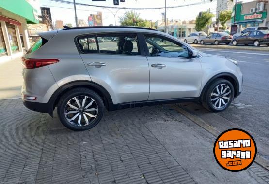 Camionetas - Kia KIA SPORTAGE 4x4 CRDI AT 2018 Diesel 130000Km - En Venta