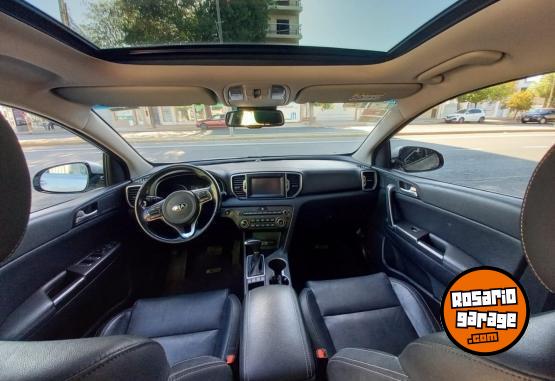 Camionetas - Kia KIA SPORTAGE 4x4 CRDI AT 2018 Diesel 130000Km - En Venta